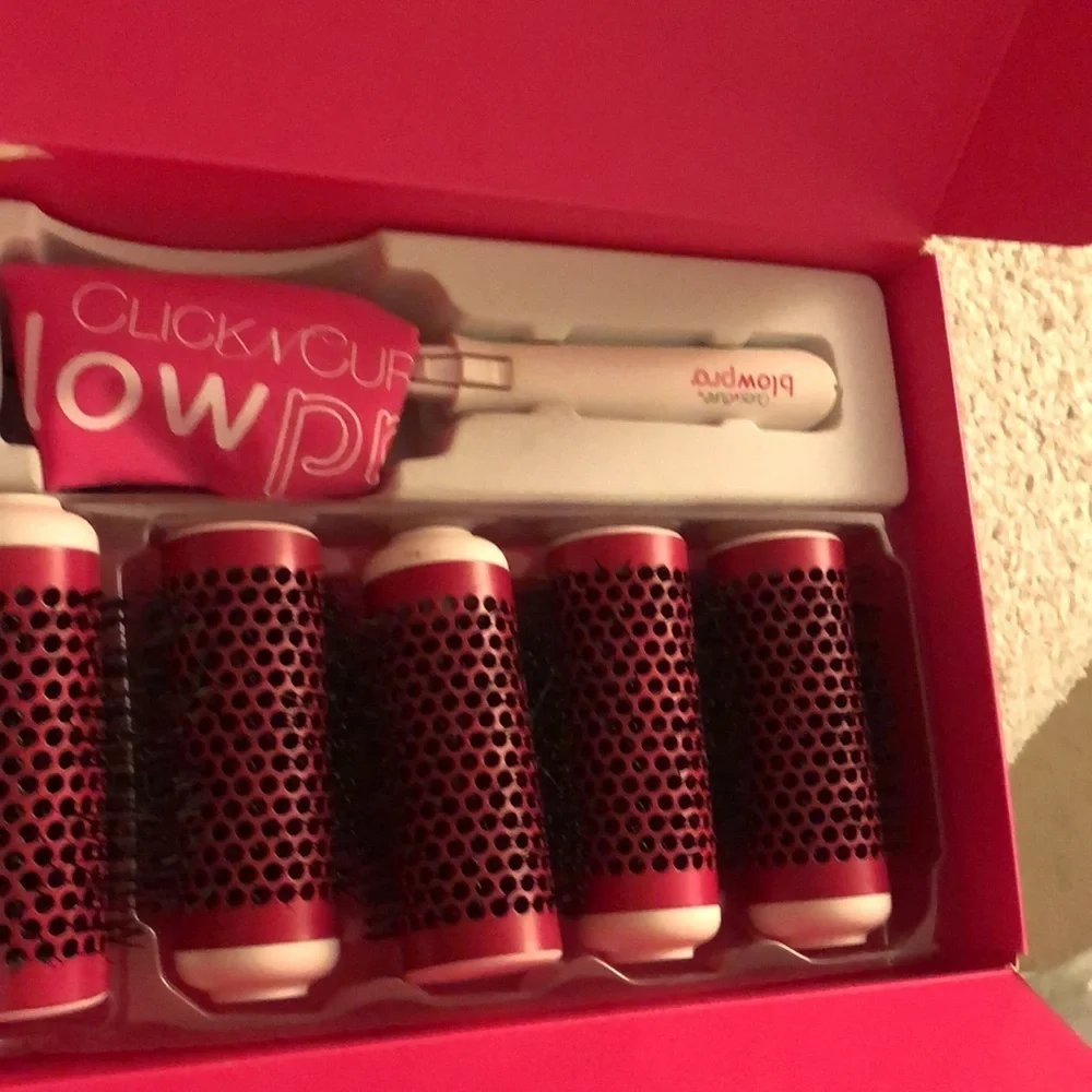 CLICK n CURL by Blow Pro professional blow out series  size medium
